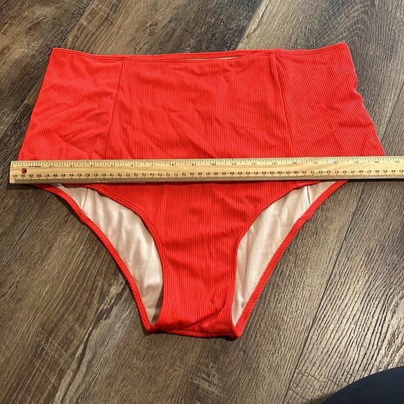 Kortni Jeane High Waisted Bottoms- Ribbed Lava Red - Picture 6 of 7